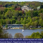 Modern Und Ruhig, Mit Garage & Ps4, Nahe Messe, Rue Und Uniklinik, Voll Ausgestattete Kueche, Bad Mit Dusche Und Badewanne Appartement *